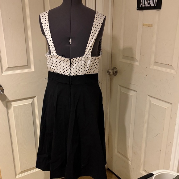 Black Skirt with White Polka Dot Bust Dress 14 - Picture 2 of 3